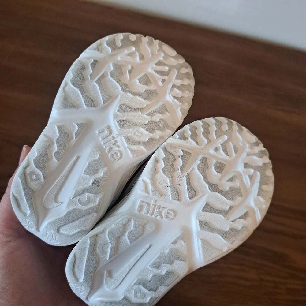 Nike star runner